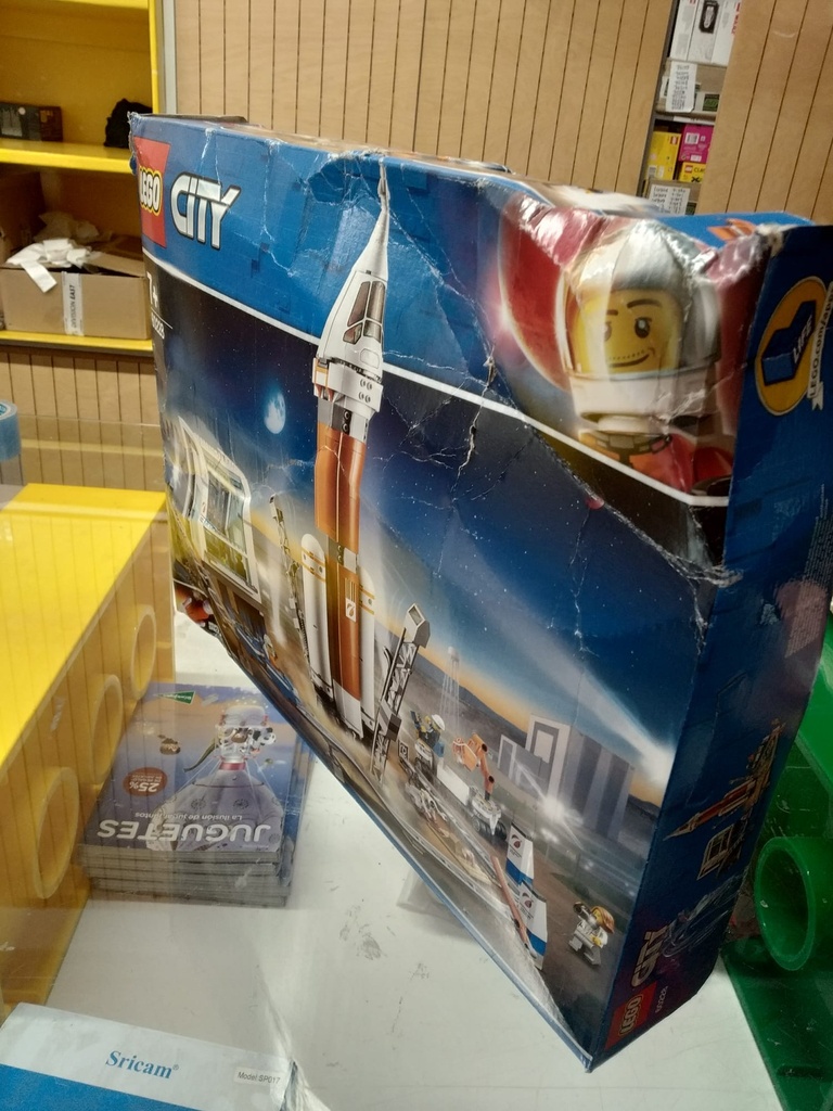 Lego City Cohete Espacial de Larga Distancia y Centro de Control 60228 Caja Dañada CD