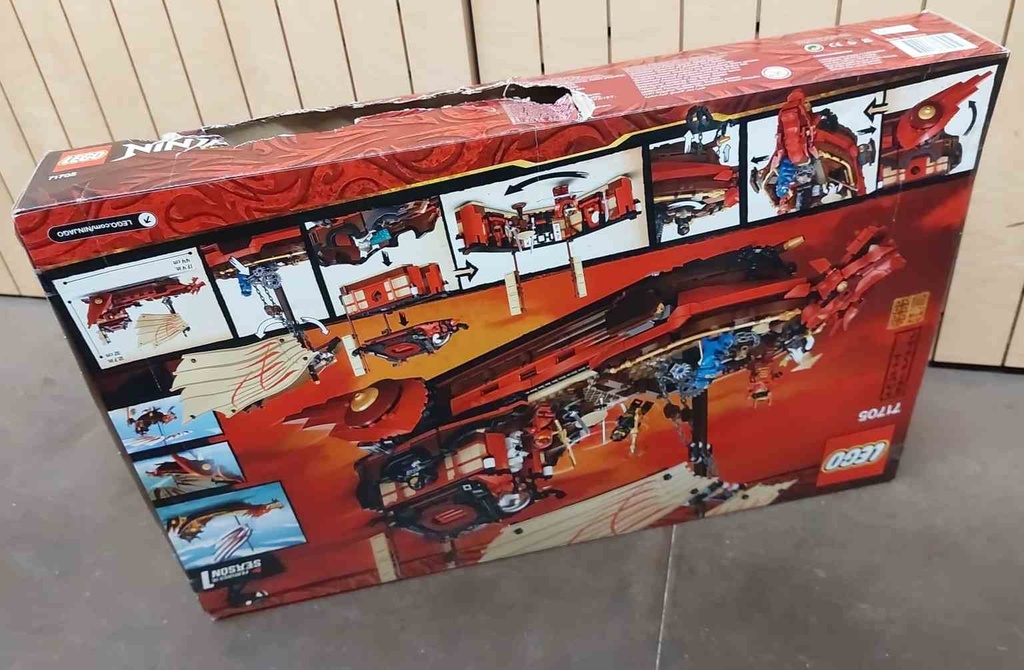 LEGO Ninjago Barco de Asaslto Ninja CAJA DAÑADA 71705-CD