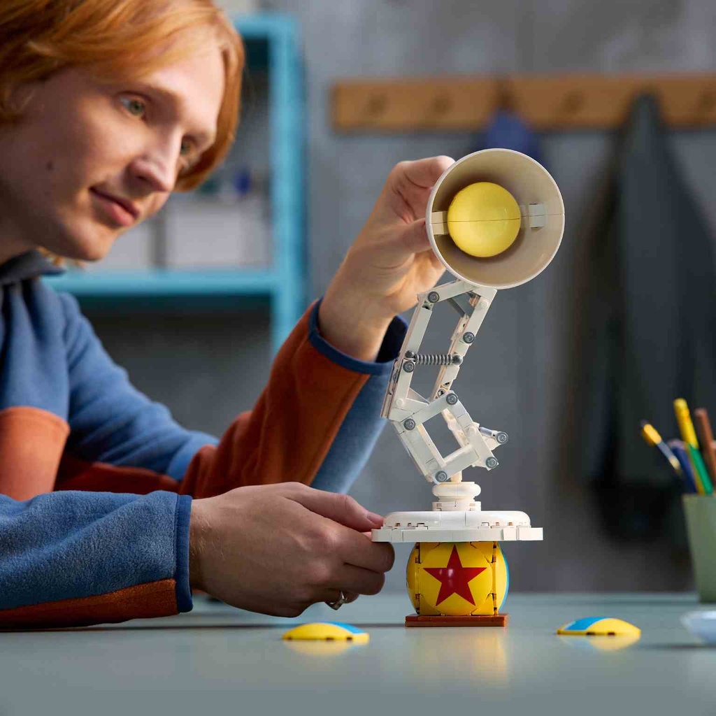 LEGO IDEAS | Disney Pixar Luxo Jr.  - 21357