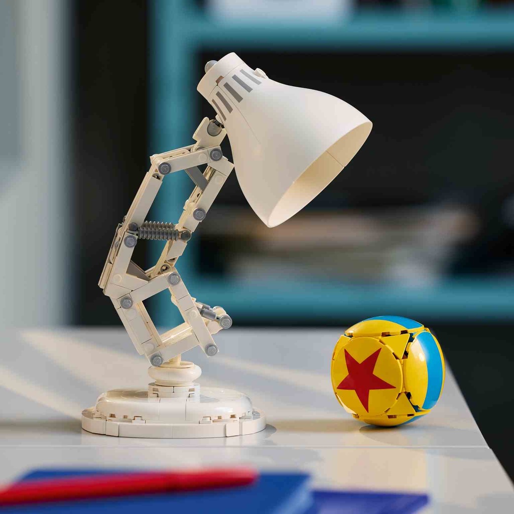 LEGO IDEAS | Disney Pixar Luxo Jr.  - 21357