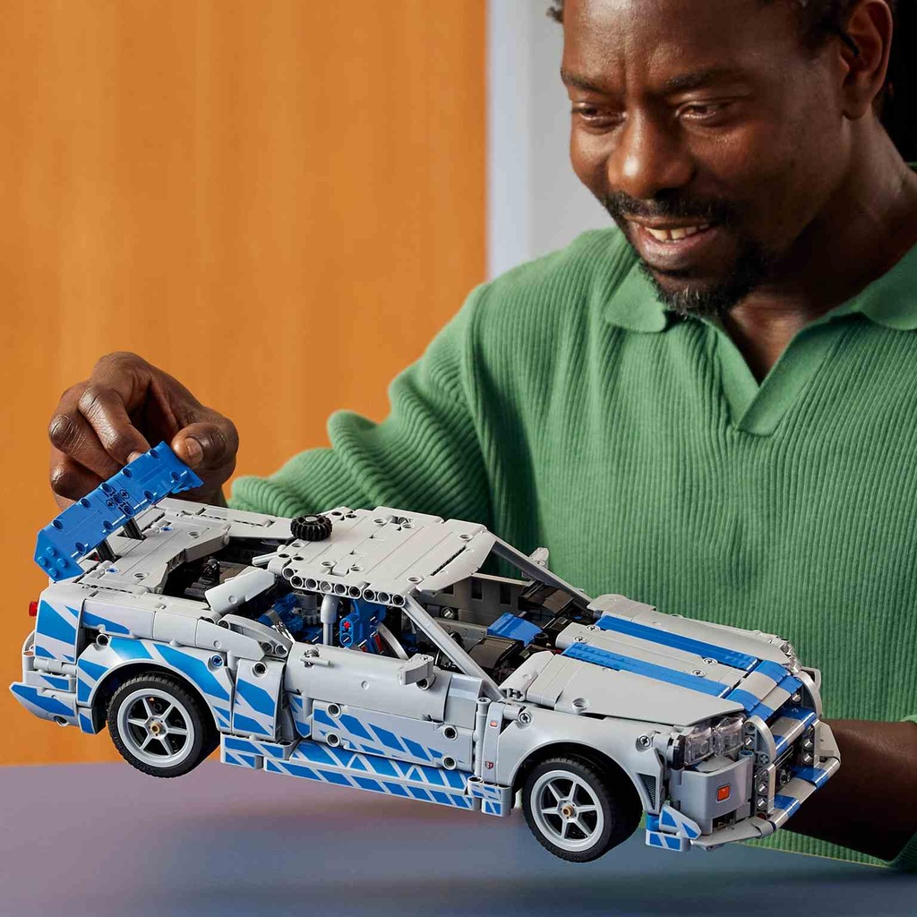 LEGO Technic | Coche Nissan Skyline GT-R (R34) de 2 Fast 2 Furious  - 42210