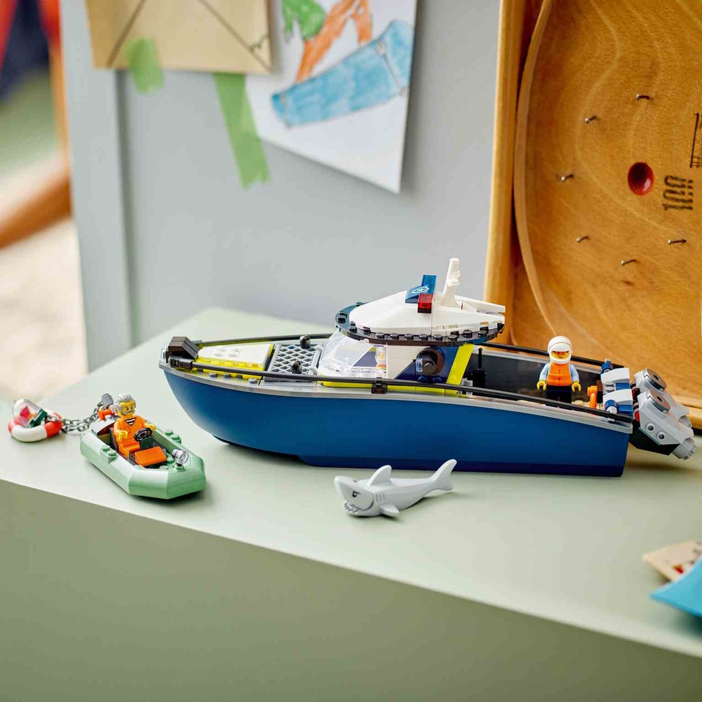 LEGO CITY | Persecución en Barco de Policía - 60456