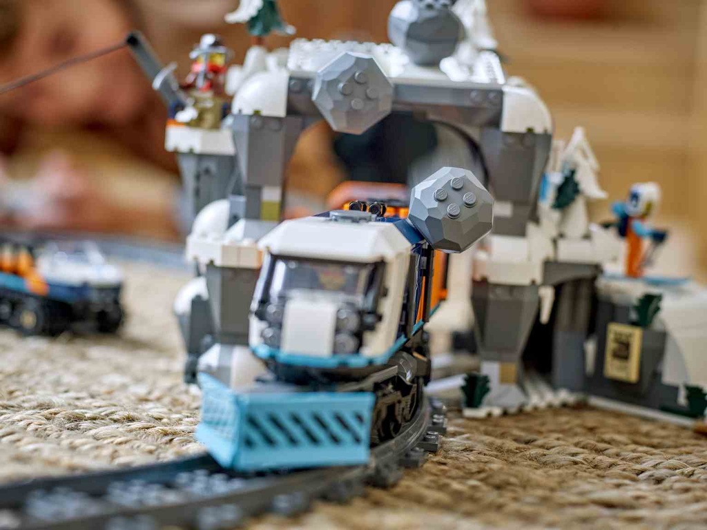 LEGO CITY | Tren Expreso Polar Ártico de los Exploradores - 60470