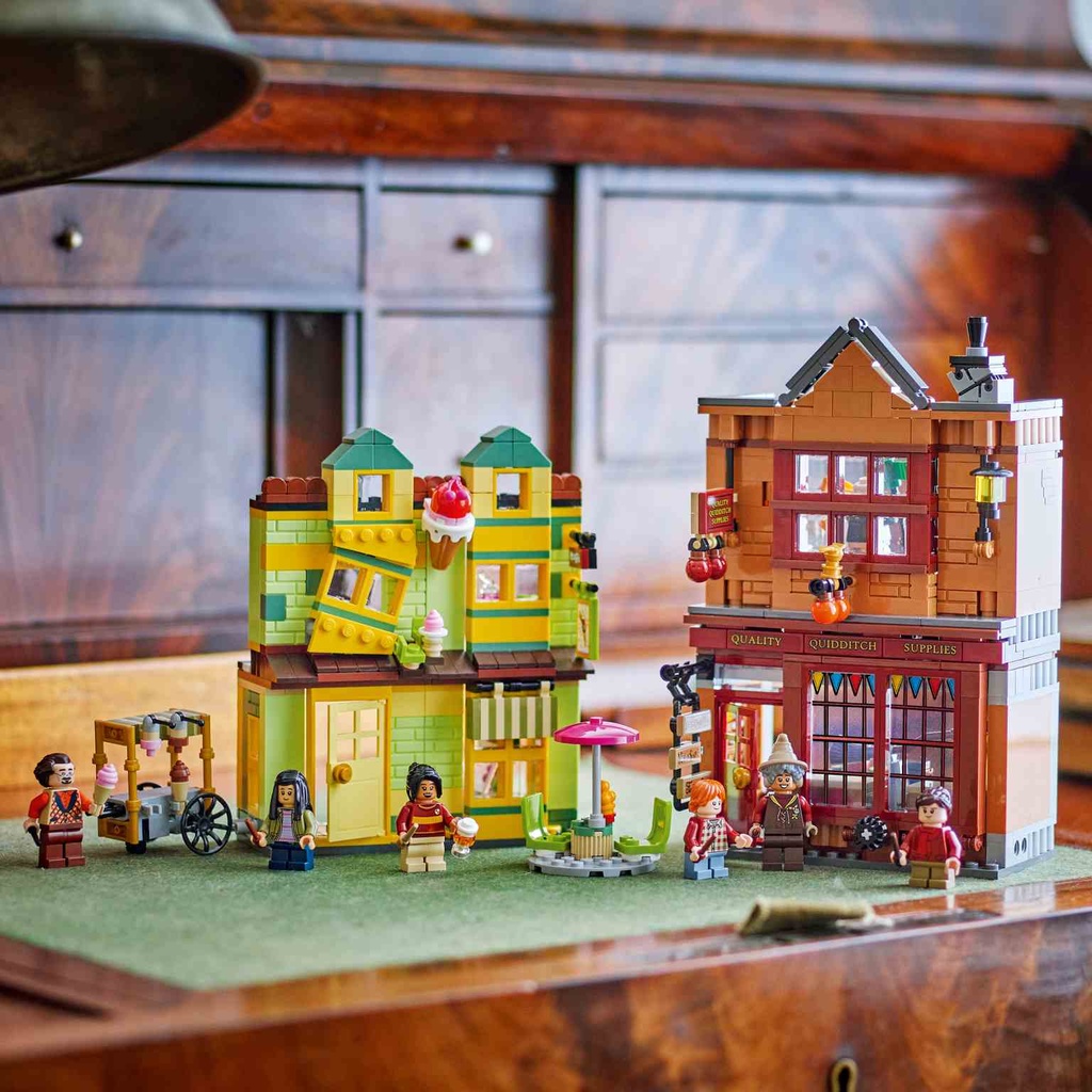 LEGO Harry Potter | Artículos de Calidad para Quidditch y Heladería  - 76452