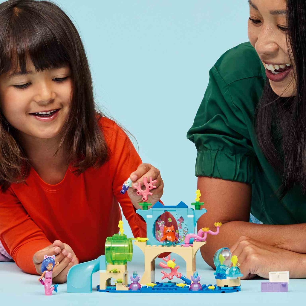 LEGO Gabby's Dollhouse | Aventura en el Acuario de Gabby Sirena  - 11204