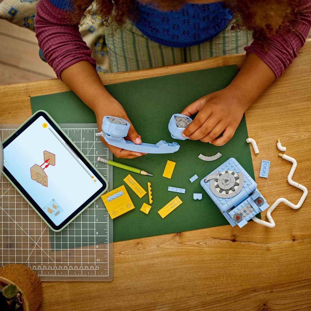 LEGO CREATOR 3en1 | Teléfono Retro - 31174