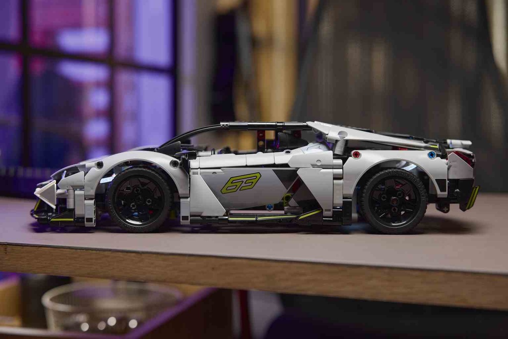 LEGO Technic | Superdeportivo Lamborghini Revuelto  - 42214