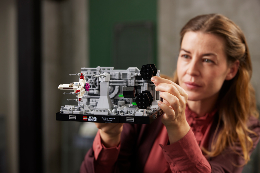 Lego Star Wars Diorama Ataque a la Estrella de la Muerte 75329