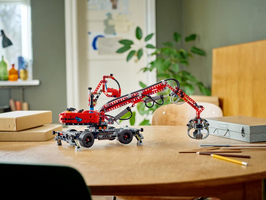 Lego Technic Manipuladora de Materiales 42144