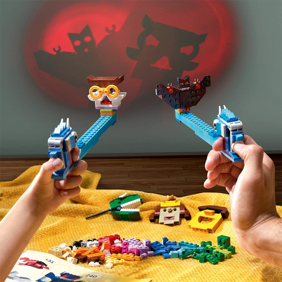 Lego Classic Ladrillos y Luces 11009