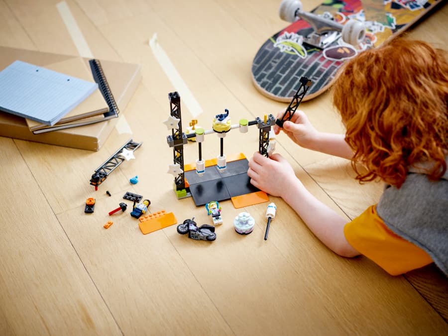 Lego City El desafío de las acrobacias de derribo 60341