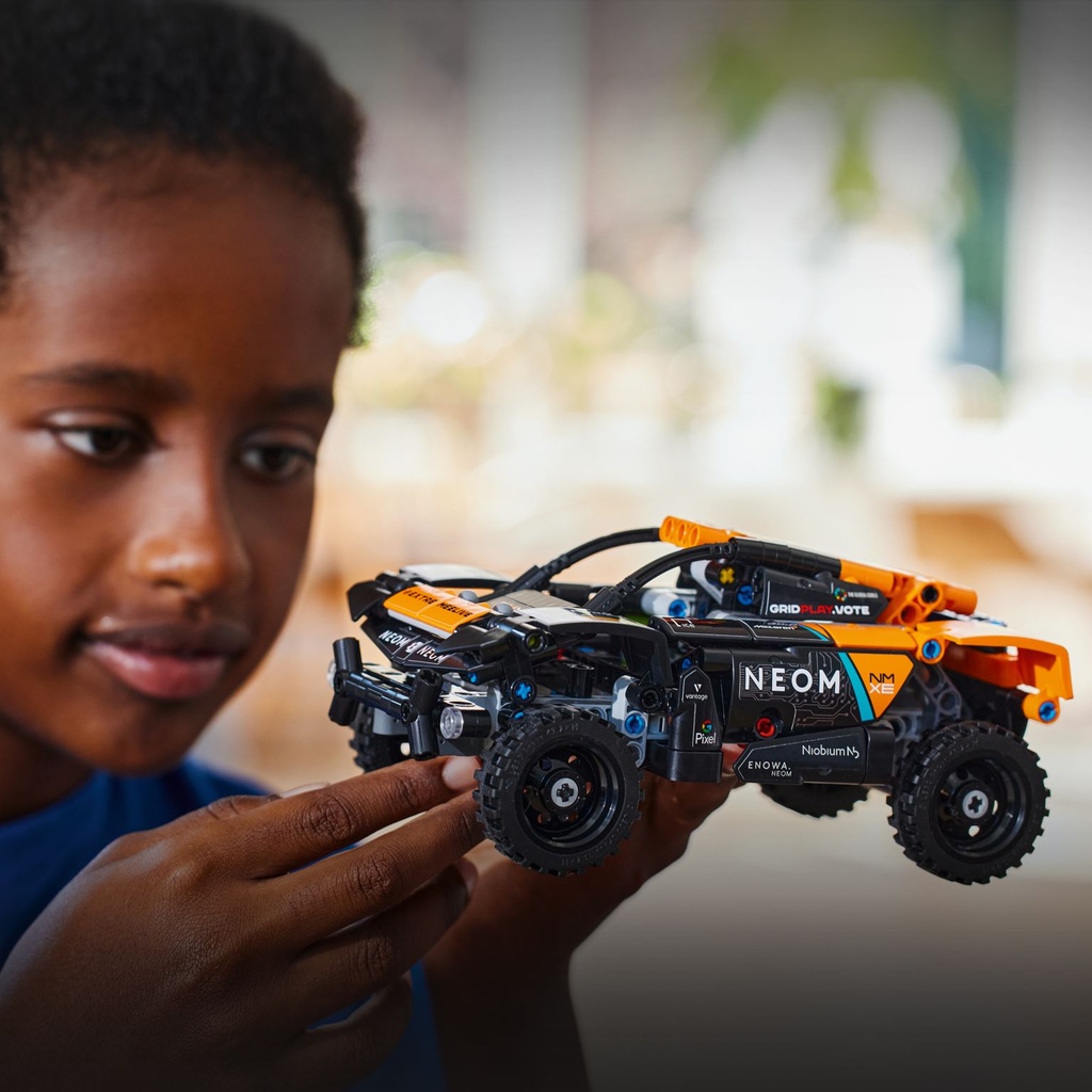 LEGO Technic | NEOM McLaren Extreme E Race Car - 42166