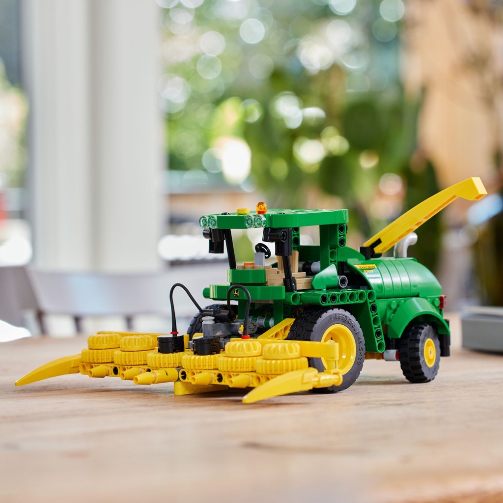 LEGO Technic | John Deere 9700 Cosechadora de Forraje - 42168