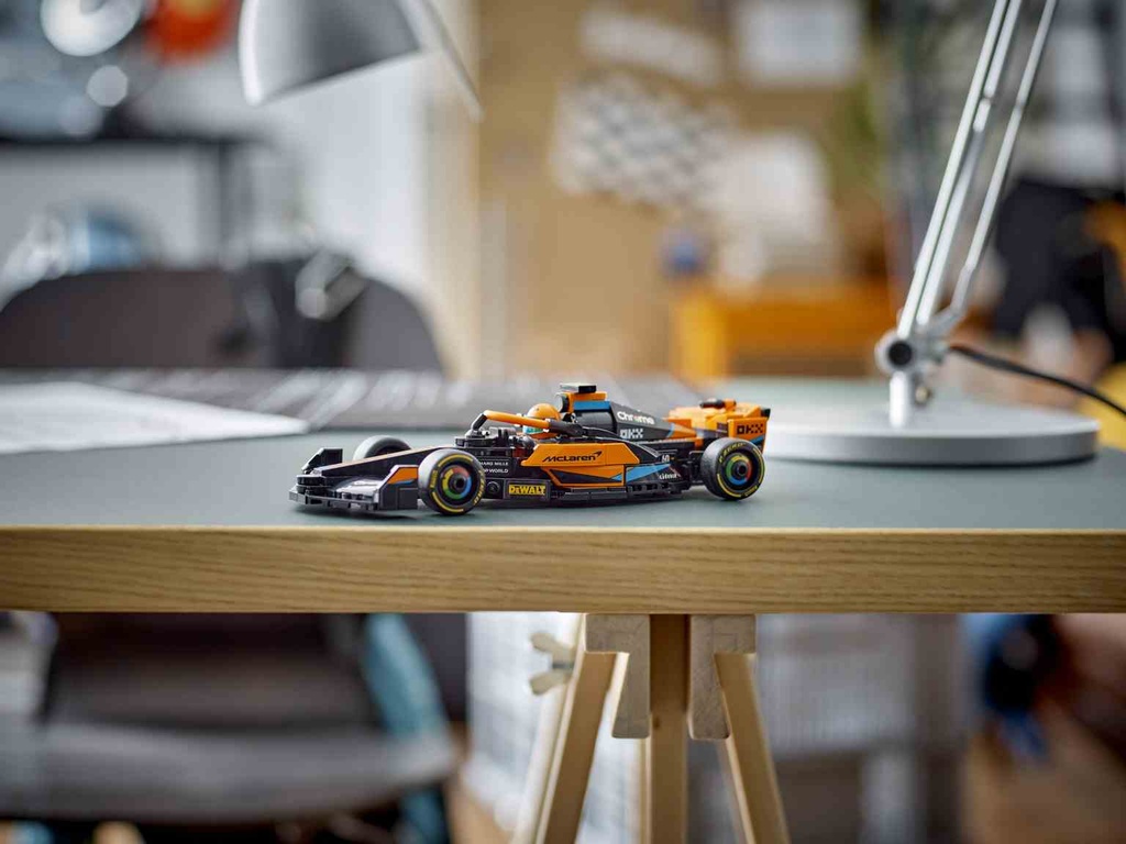 LEGO Speed Champions | Coche de Carreras de Fórmula 1 McLaren 2023 - 76919