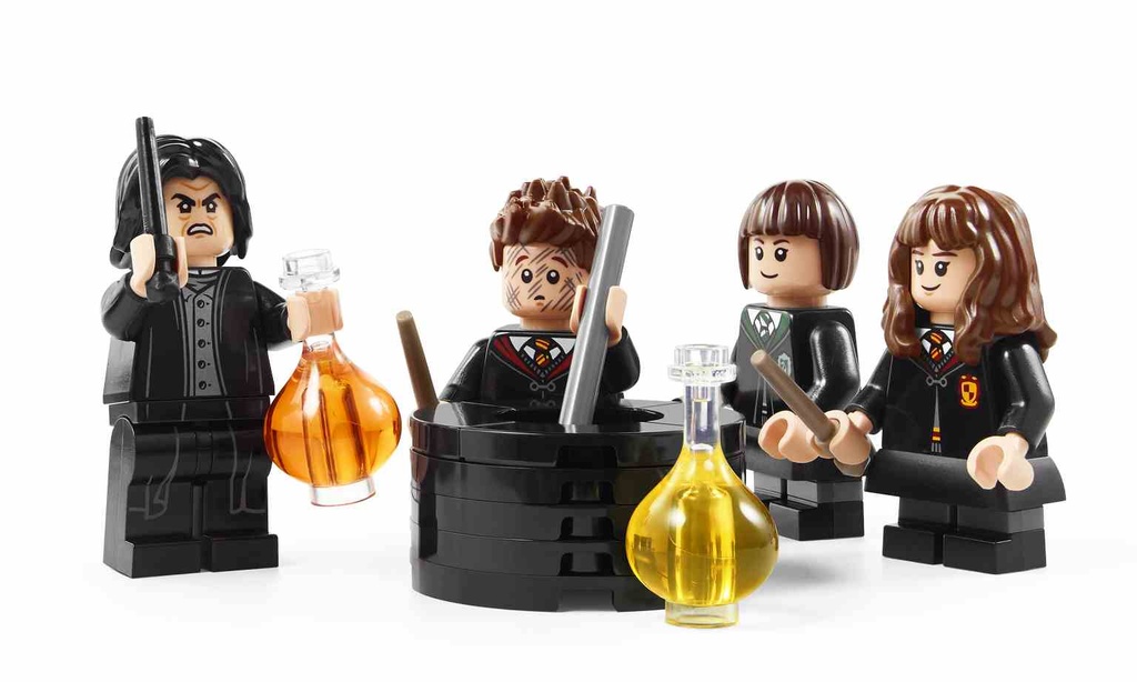 LEGO Harry Potter | Castillo de Hogwarts: Clase de Pociones - 76431