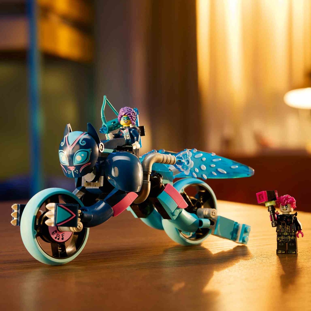 LEGO DREAMZzz | Moto Felina de Zoey - 71479