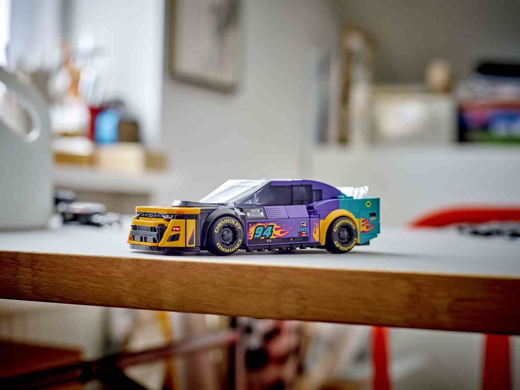 LEGO Speed Champions | NASCAR® Next Gen Chevrolet Camaro ZL1 - 76935