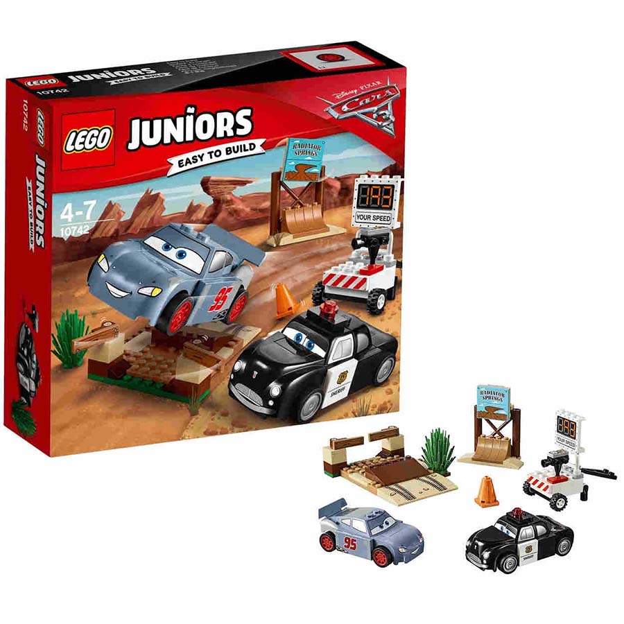 Lego  Juniors Entrenamiento de Willy en la colina Cars 10742