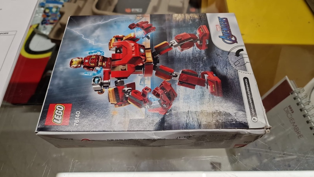 Lego Marvel Armadura Robótica de Iron Man Caja Dañada) 76140 Caja Dañada CD