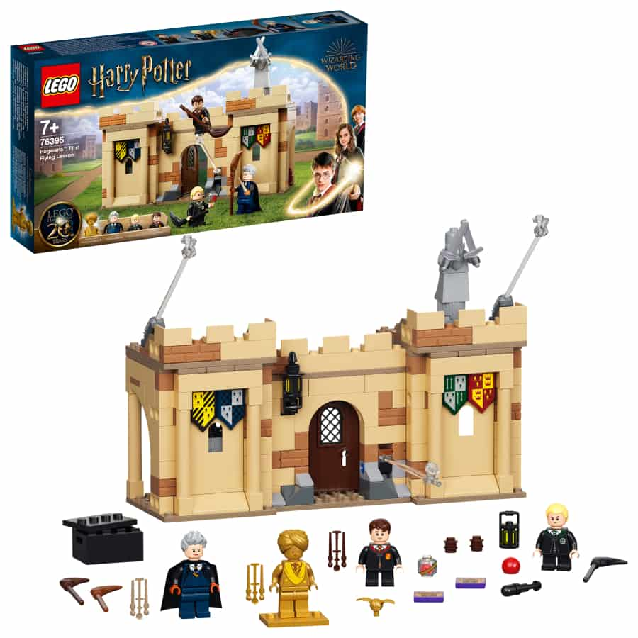 Lego Harry Potter Hogwarts first flying lesson 76395